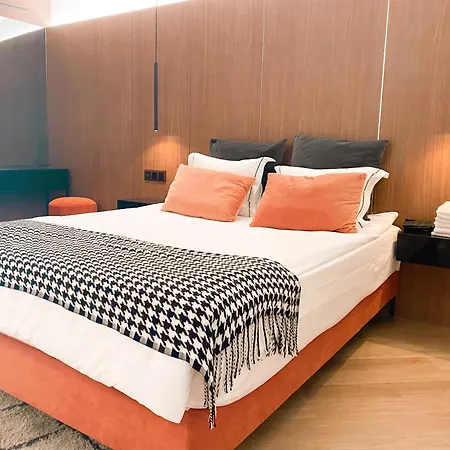 Zeus Apartament